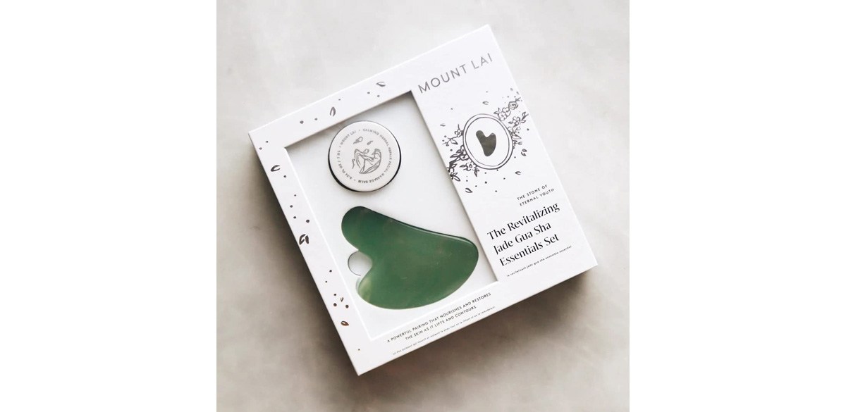 Mount Lai Revitalizing Jade Gua Sha