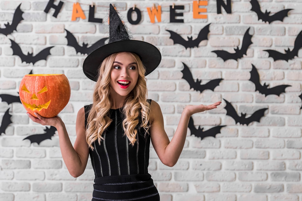 Halloween costume for women