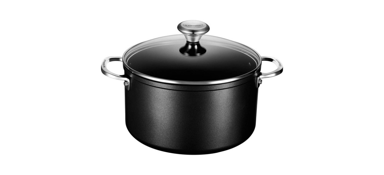 a black stock pot with a lid