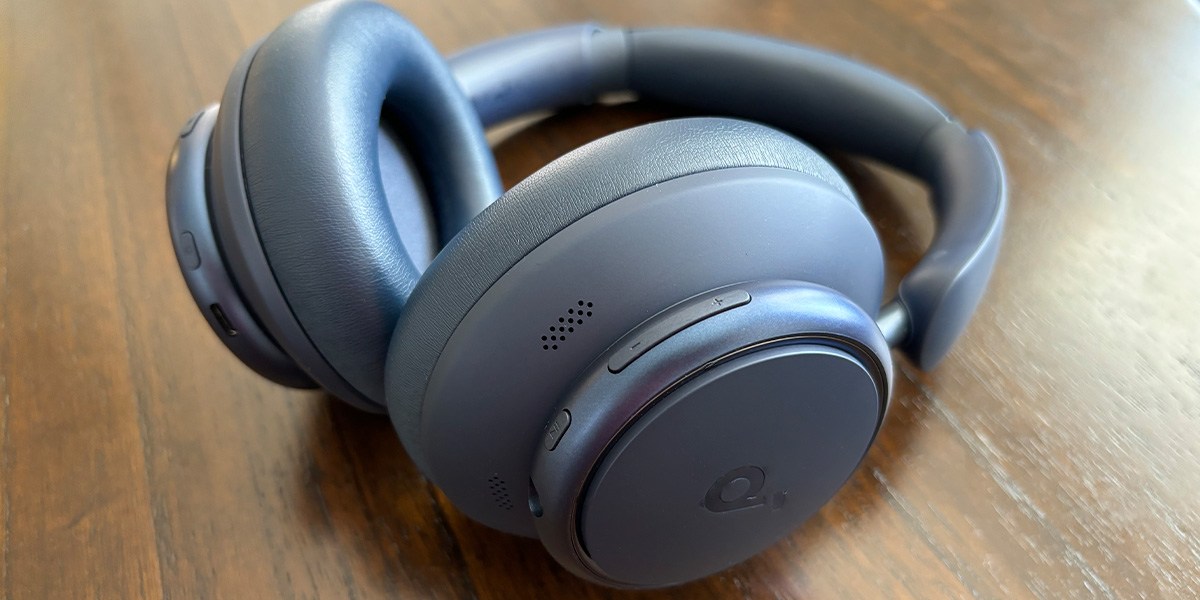 Soundcore Space Q45 headphones on table Soundcore Space Q45 headphones on table