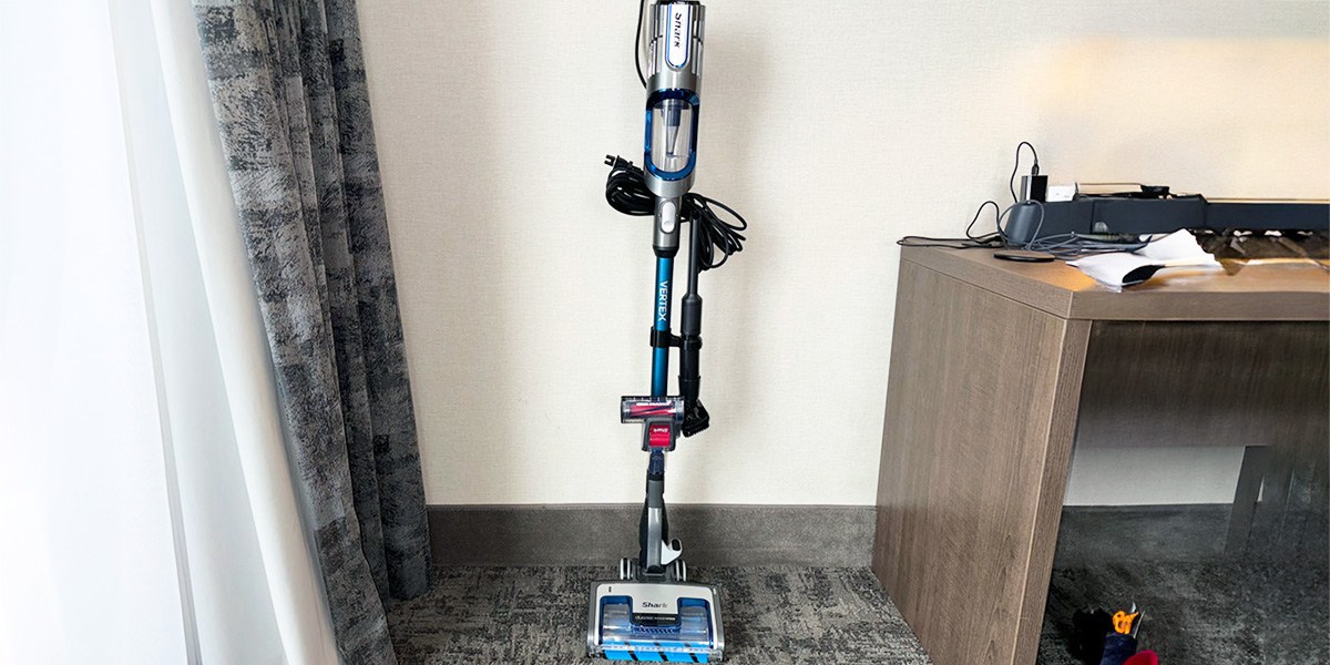 Shark Vertex HZ2002 leaning against wall Shark Vertex HZ2002 leaning against wall