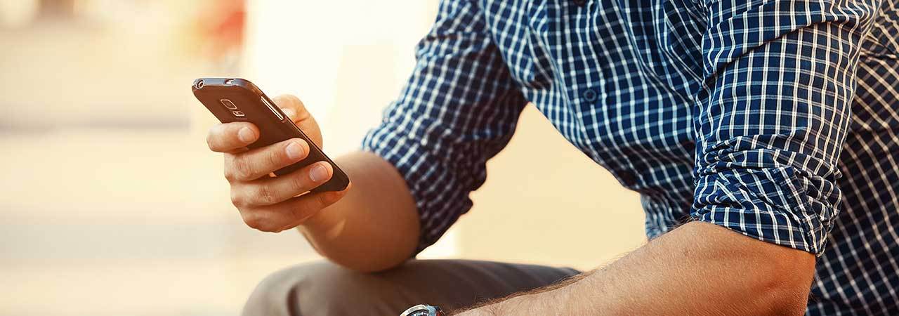 5 Best Prepaid Cell Phones - Aug. 2022 - BestReviews