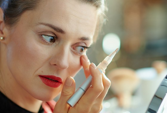 Best Concealers for Dark Circles