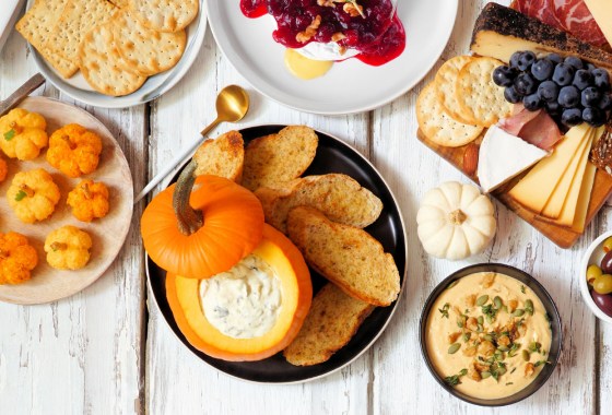‘Dipsgiving’ is the new low-maintenance Thanksgiving trend