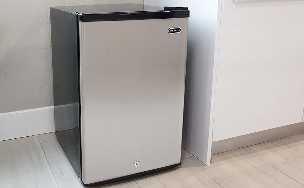 5 Best Upright Freezers Aug. 2021 BestReviews