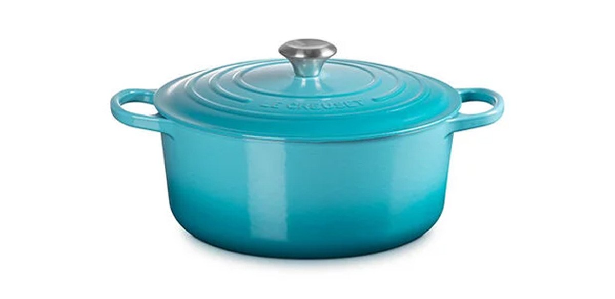 Le Creuset Signature Round Dutch Oven