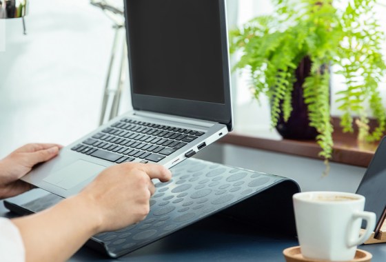 Best portable laptop desk