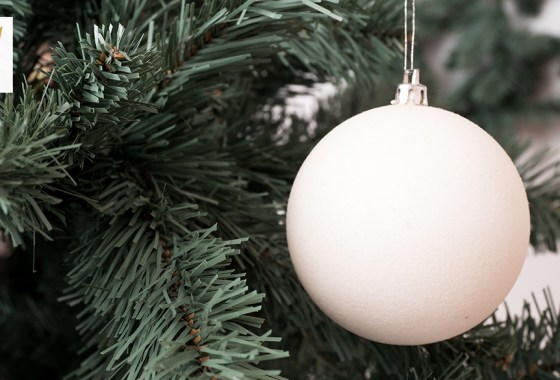 Best white Christmas ornament