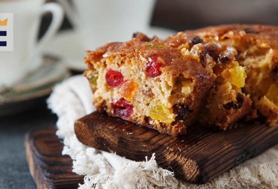 Feel like you're the only person who likes fruit cake? These 5 can be delivered to your door in days