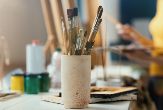 Best essential supplies to get into oil painting