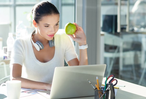 Apple AirPods Max headphones are $100 off today