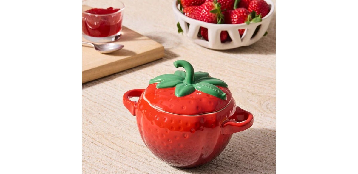 Le Creuset Strawberry Mini Cocotte