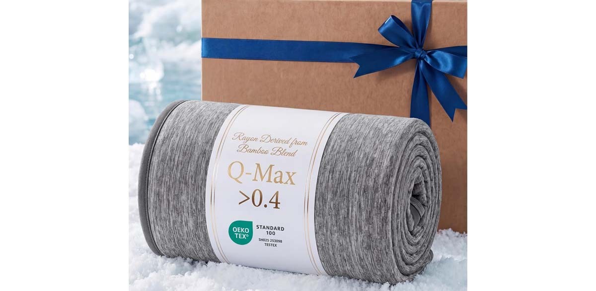 Bedsure Silky Soft Cooling Blanket