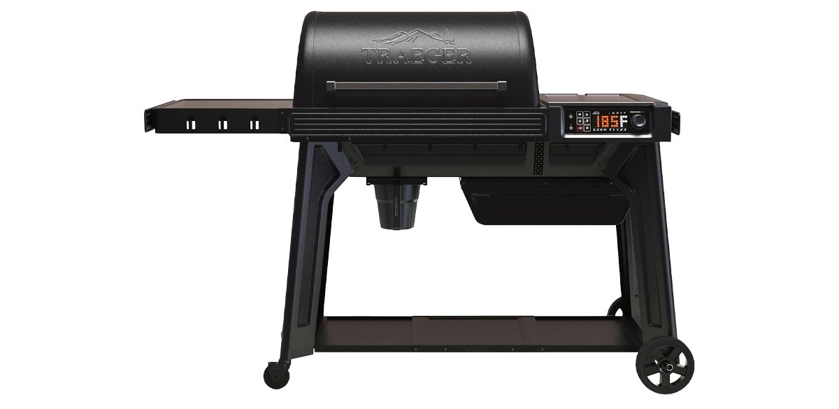 Traeger Grills Woodridge Pro Electric Wood Pellet Grill and Smoker