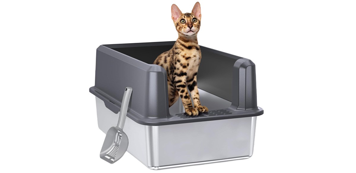 WoofiGo Enclosed Stainless Steel Cat Litter Box with Lid