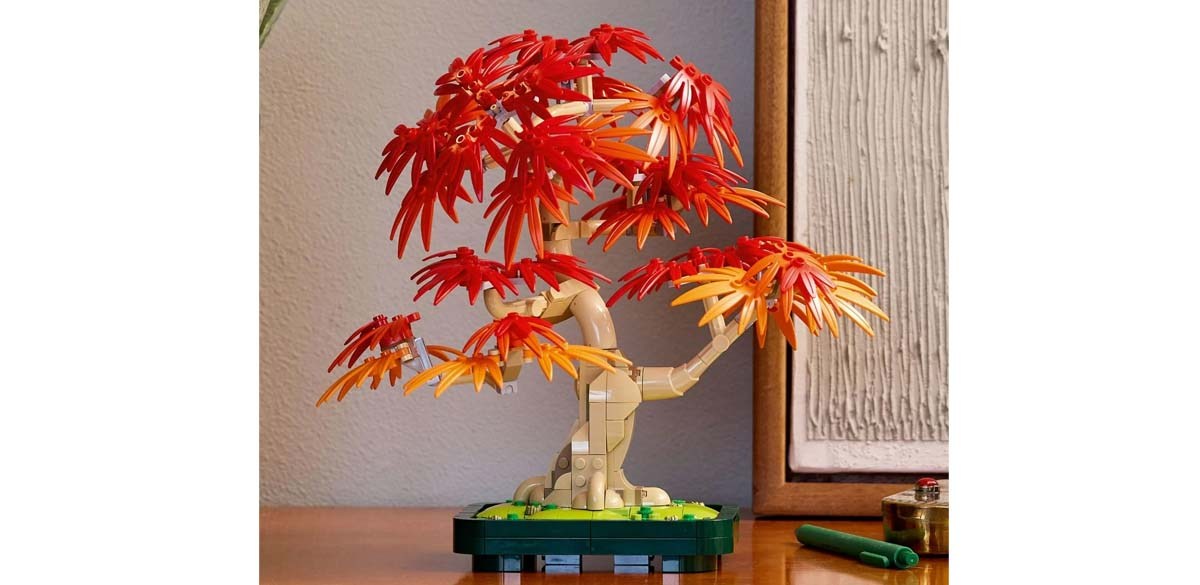 LEGO Botanicals Japanese Red Maple Bonsai Tree Building Kit