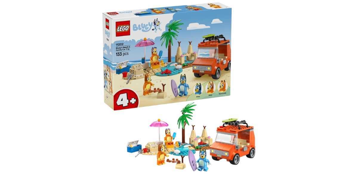 LEGO Bluey: Bluey’s Beach &amp; Family Car Trip