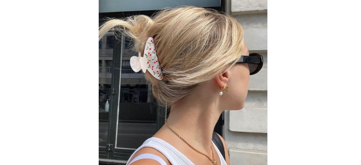 LILIE&amp;WHITE Acrylic Hair Clips