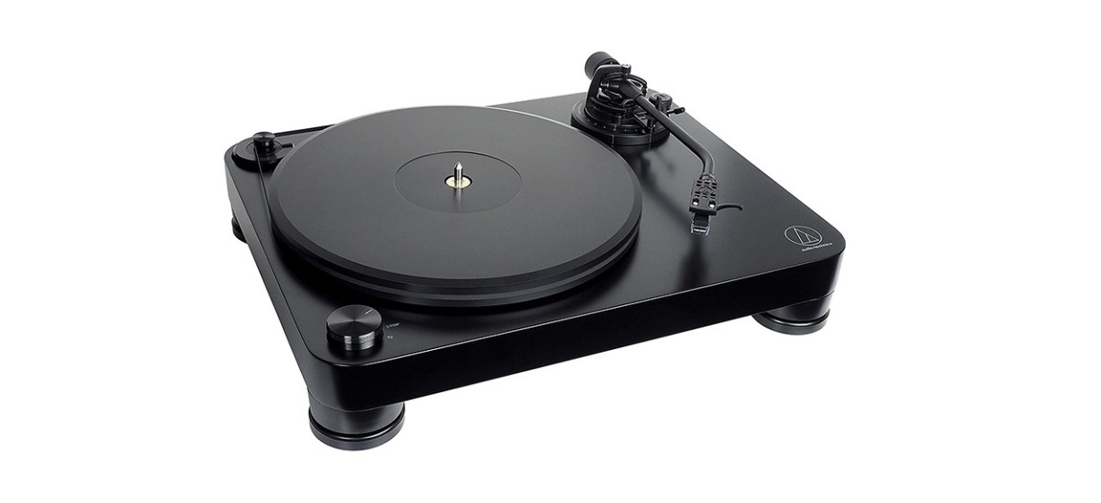 Audio-Technica AT-LP7 Fully Manual Belt Drive Turntable