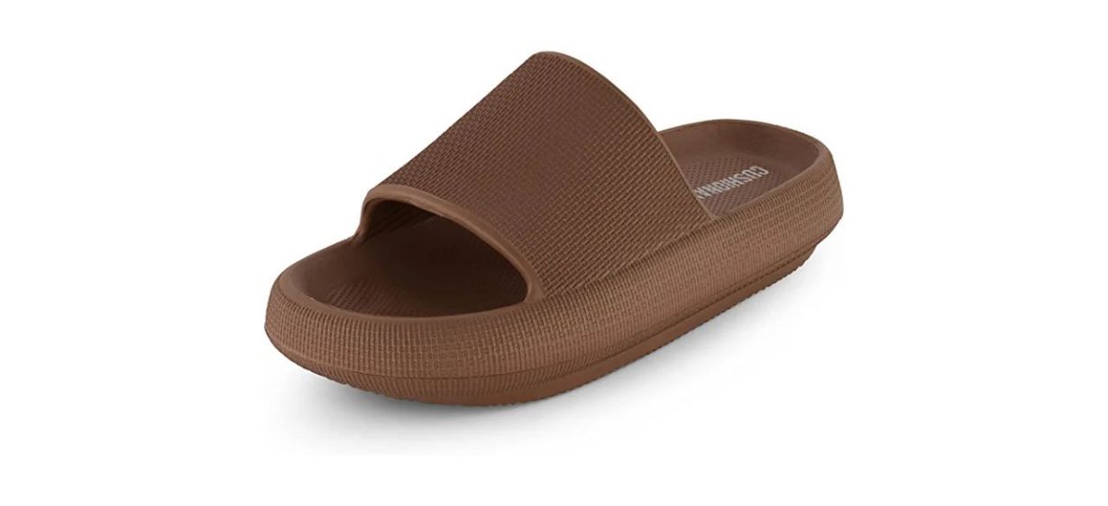 Joomra Cloud Slides review: Are these sandals as comfortable as walking on  a cloud? –
