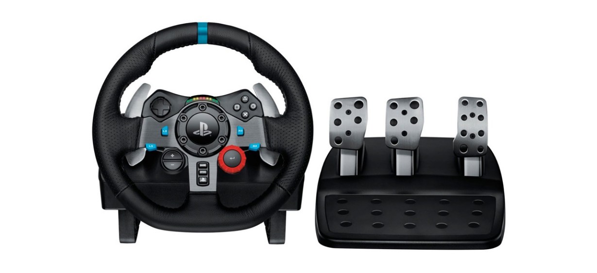 Logitech G29 Driving Force Racing Wheel and Floor Pedals