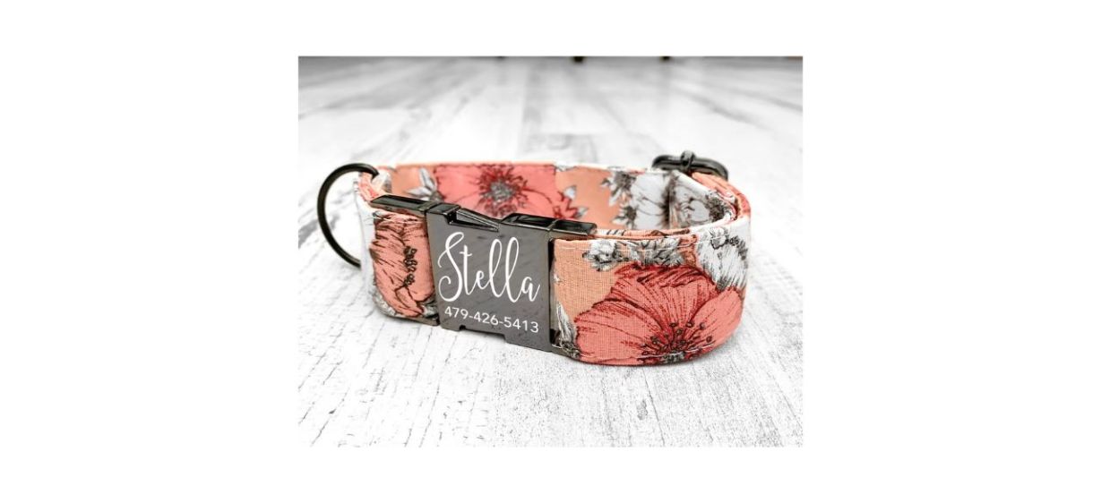 personalized dog collar with flowers on the band