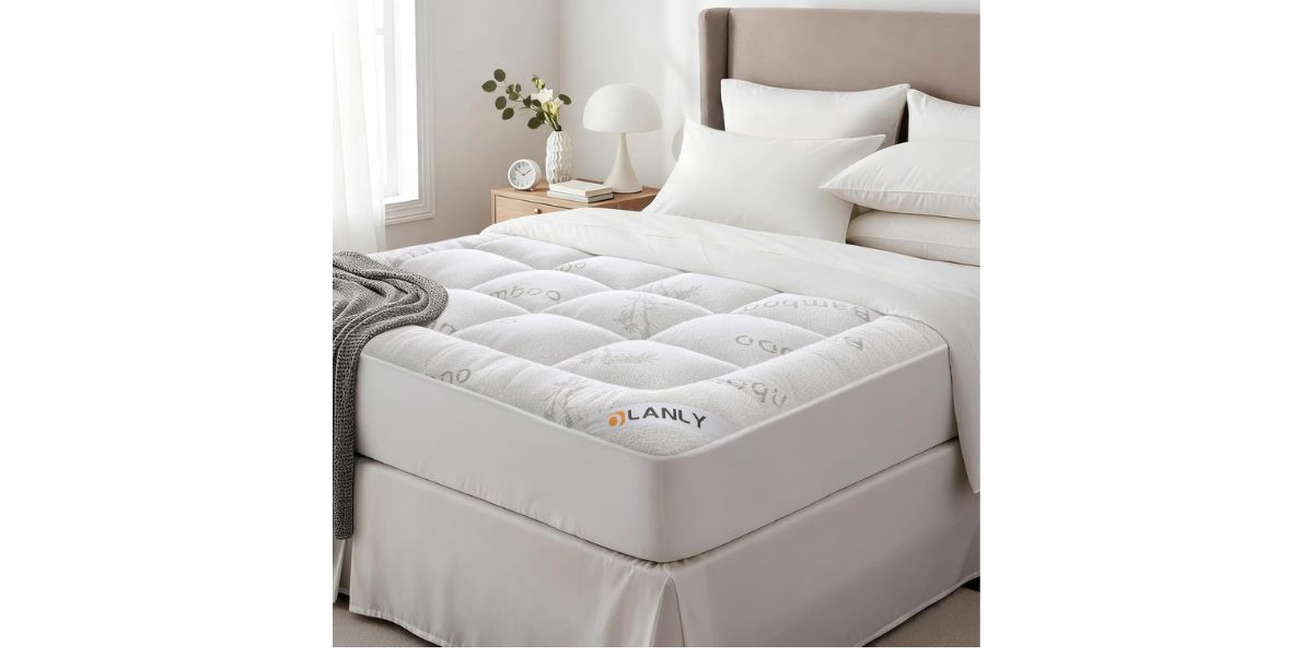 OLANLY Queen Mattress Topper