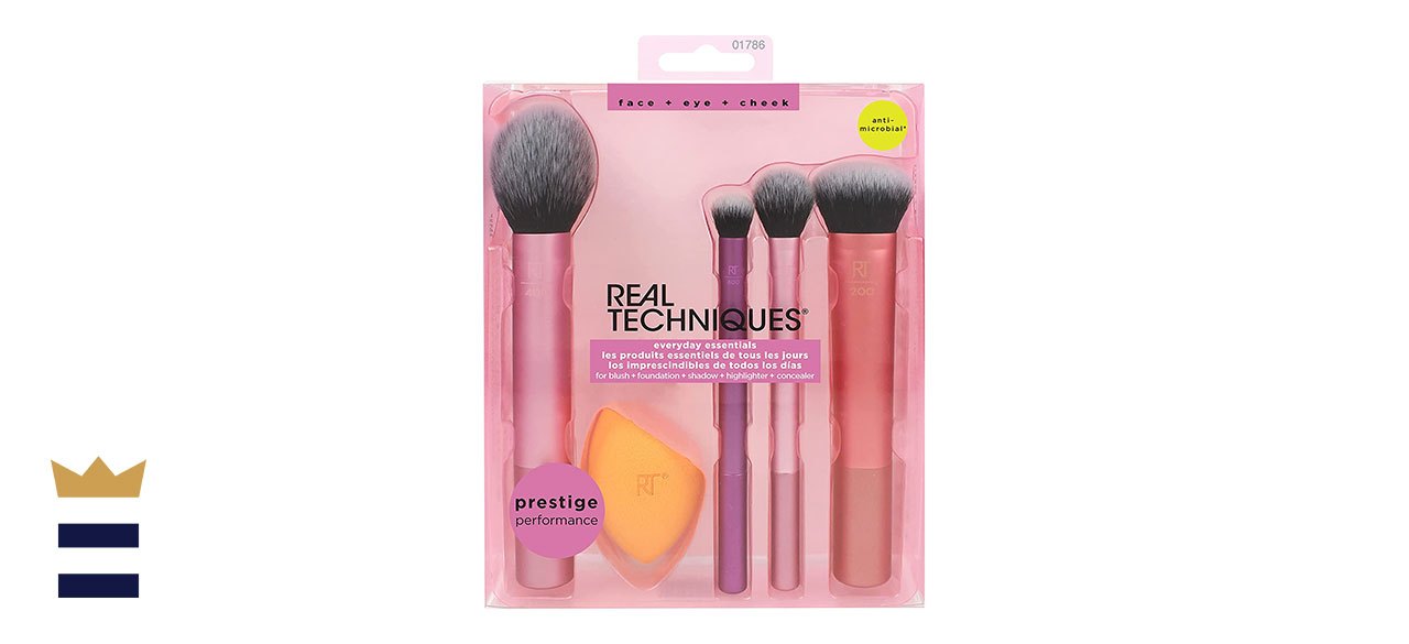 Real Techniques Makeup Brush Set with Sponge Blender