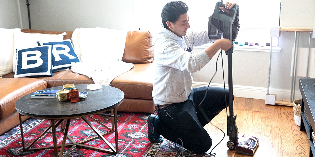 Person setting up Shark HV322 Rocket Pet Vacuum