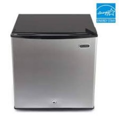 Whynter 1.1 cu. ft. Energy Star Upright Freezer with Lock